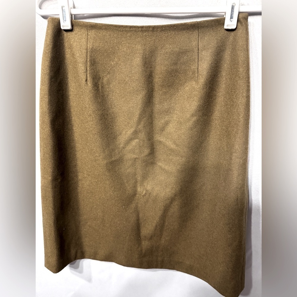 Ann Taylor- Green-wool skirt-size 2